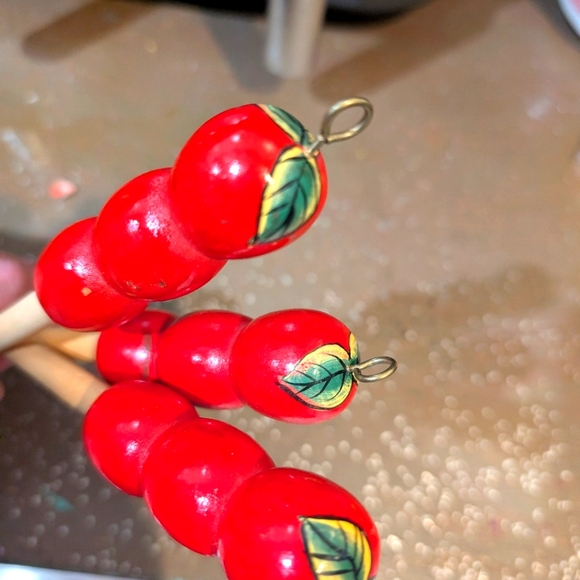 Hand painted vintage wood kitchen utensils - Picture 2 of 5